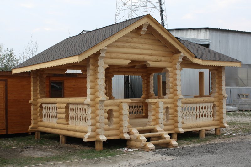 Интересные беседки из бревен