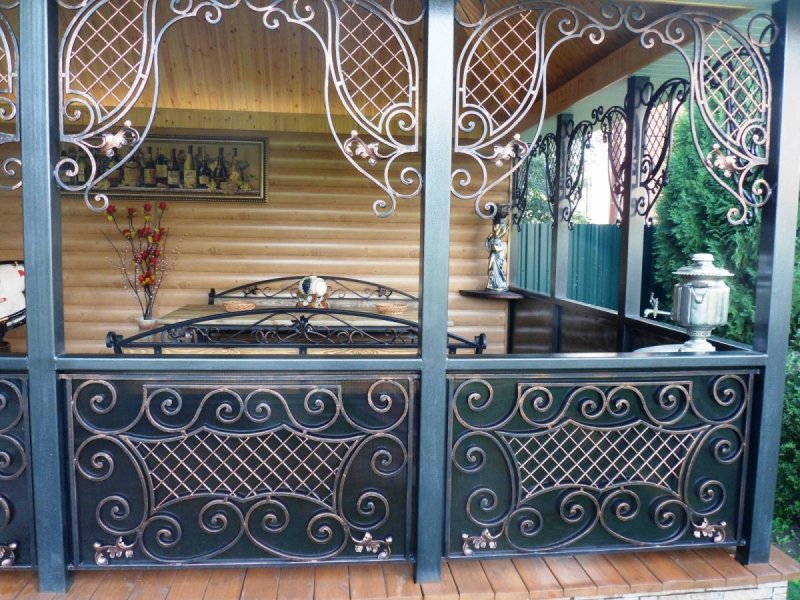 Металлическая веранда