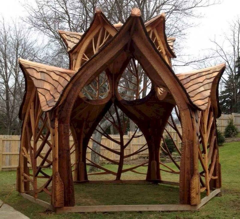 Оригинальные беседки из дерева