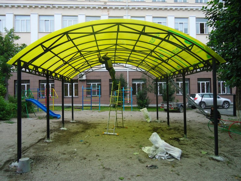 Бетонный навес