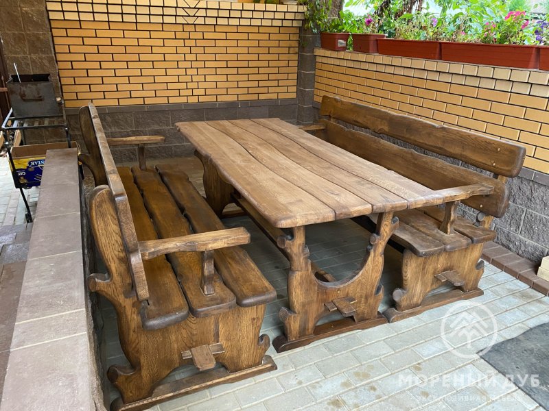 Стол и лавки из массива дерева