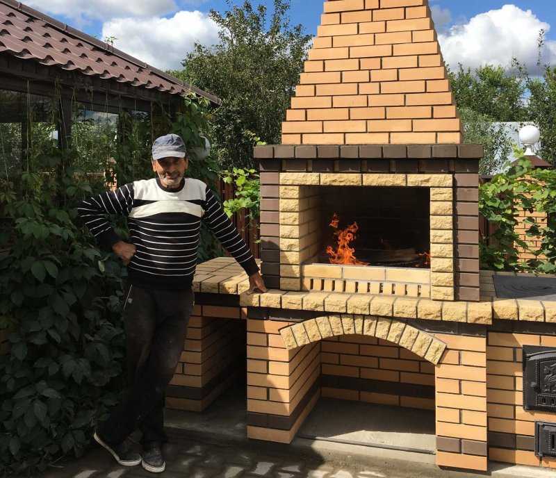 Мангал из кирпича