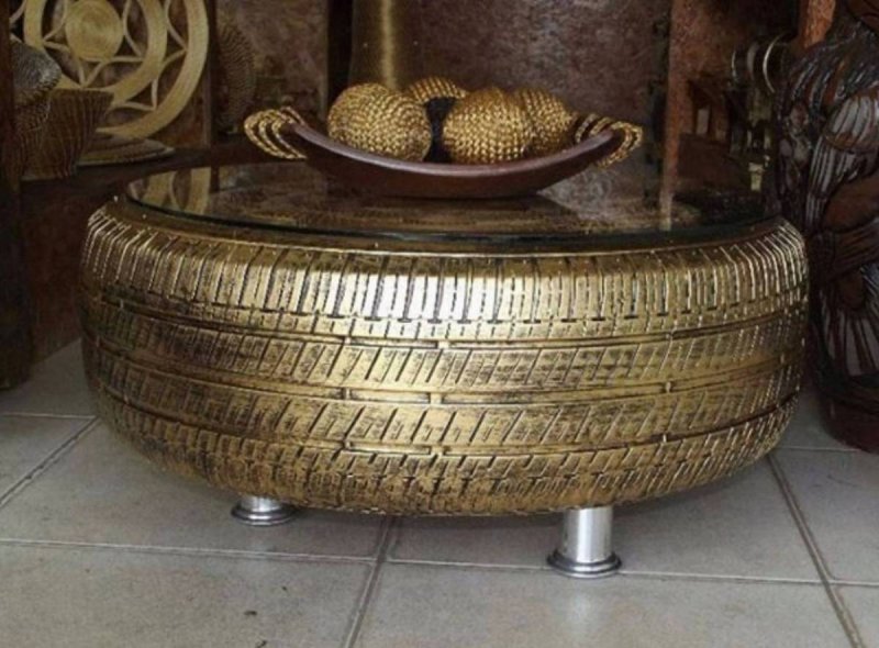 Кресло из колес
