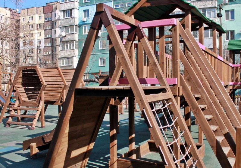 Экологичная детская площадка