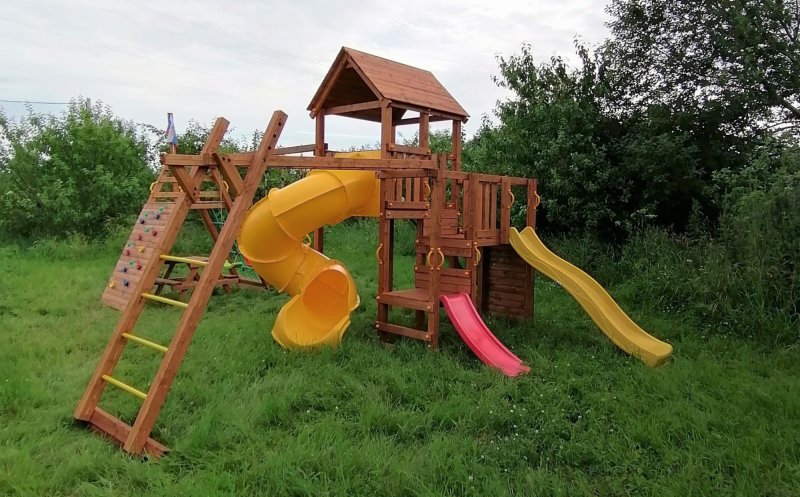 Винтовая горка для детей