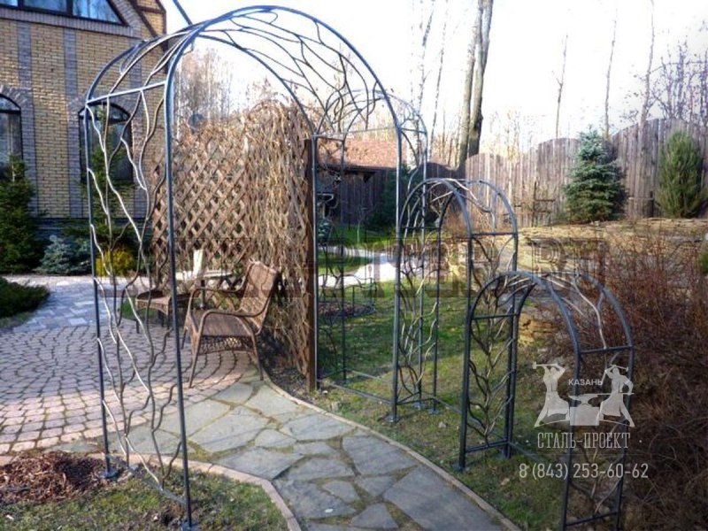 Арка для винограда из металла серебряная
