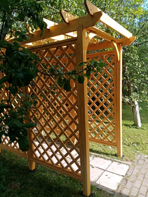Пергола на даче