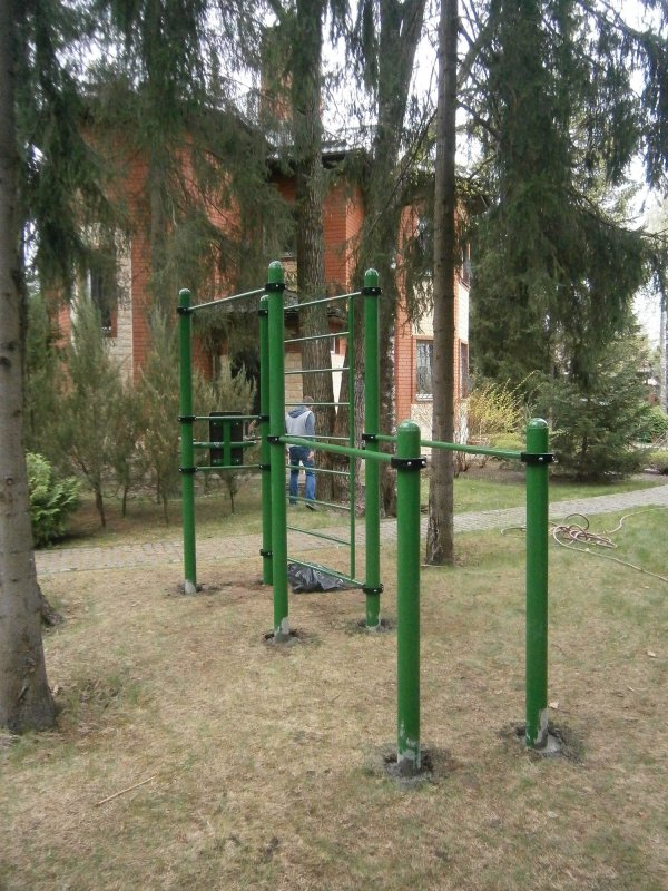 Уличные спортивные турник СВС 7