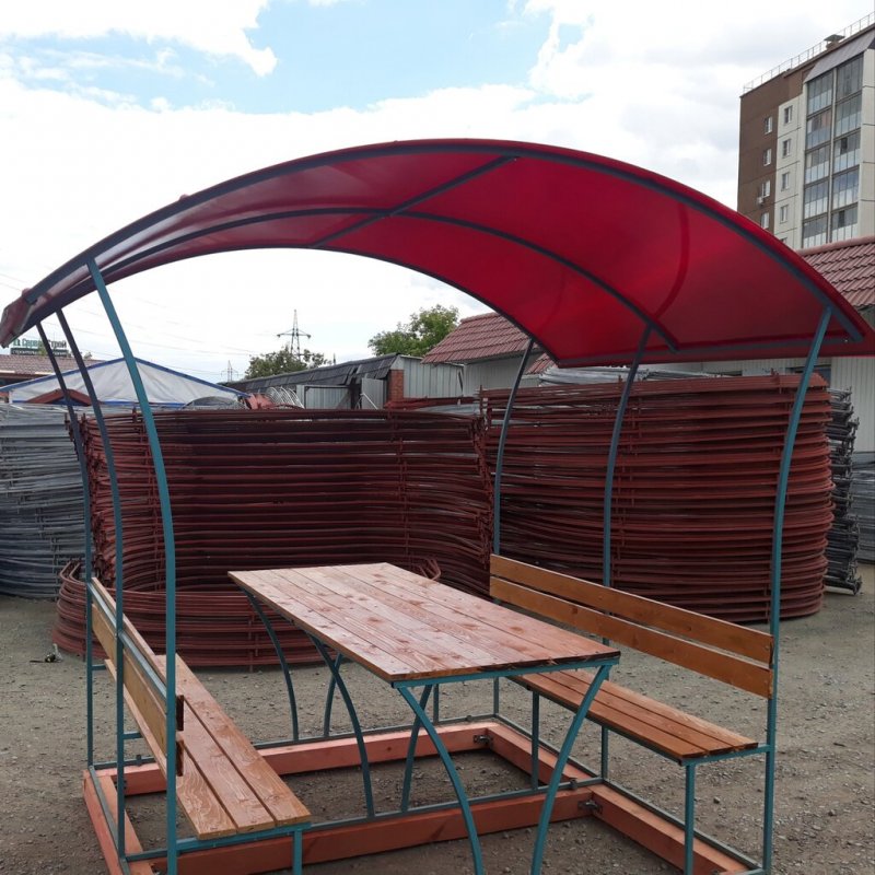 Беседка из оргстекла и поликарбоната