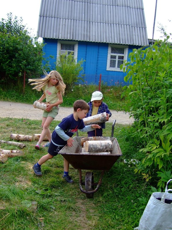 Летом на даче