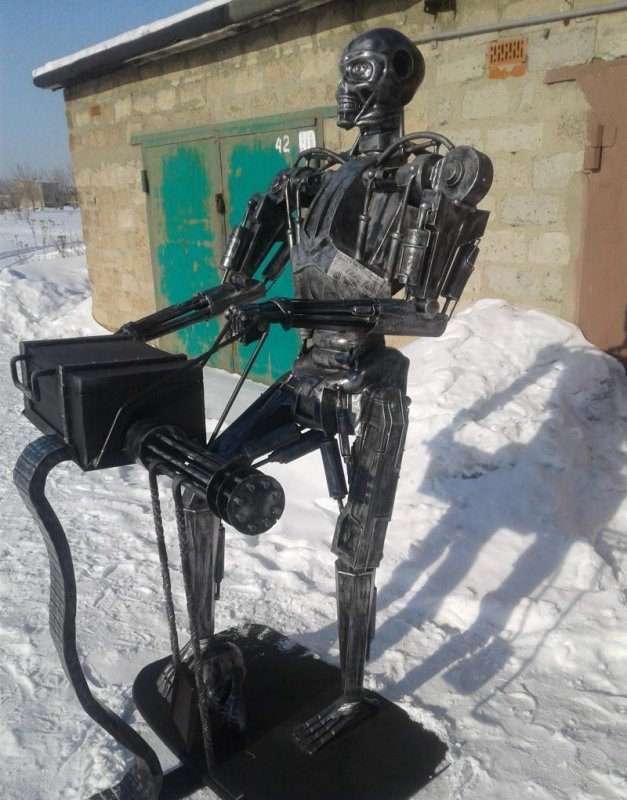 Кованый робот