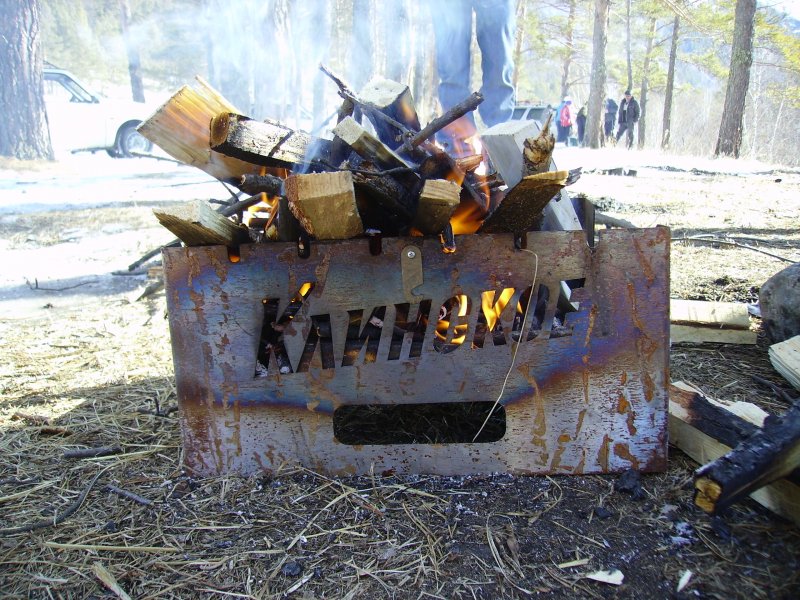 Мангал с котами