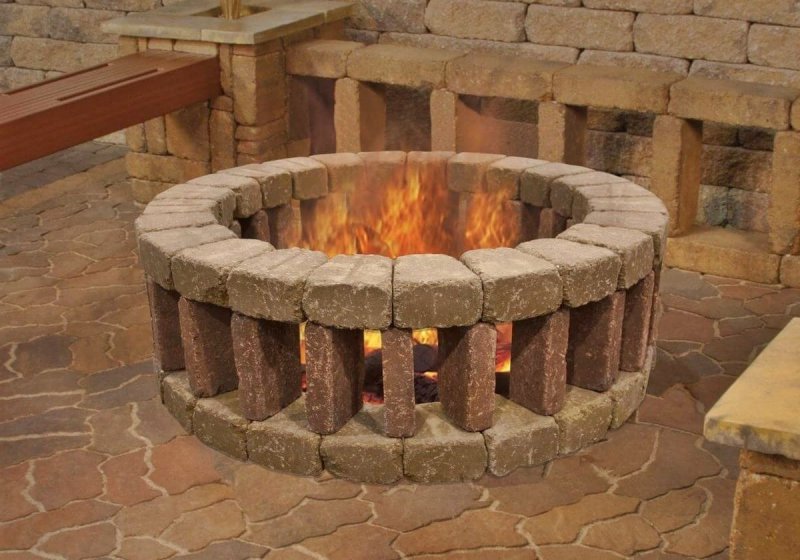Костровище из кирпича