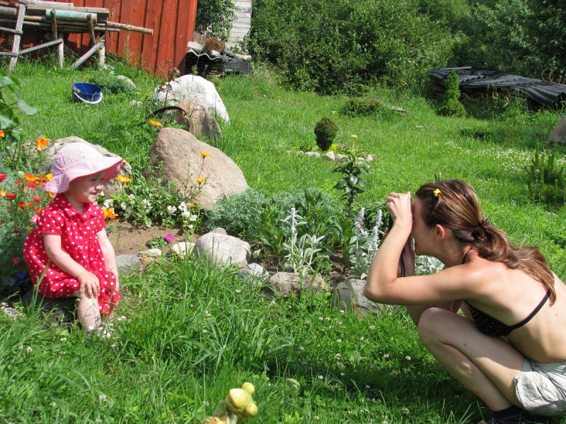Фотосессия на даче летом