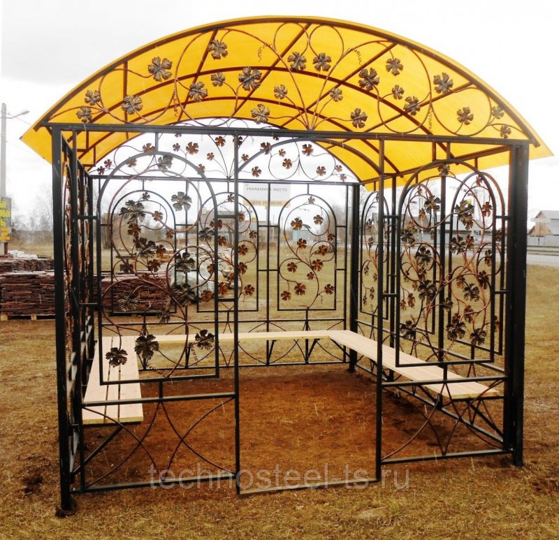 Красивые кованые беседки