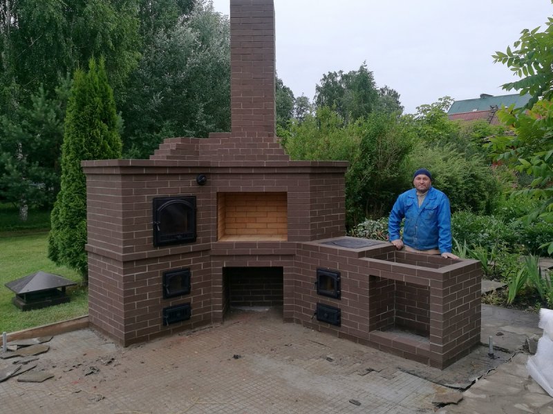 Мангальная зона на даче с казаном