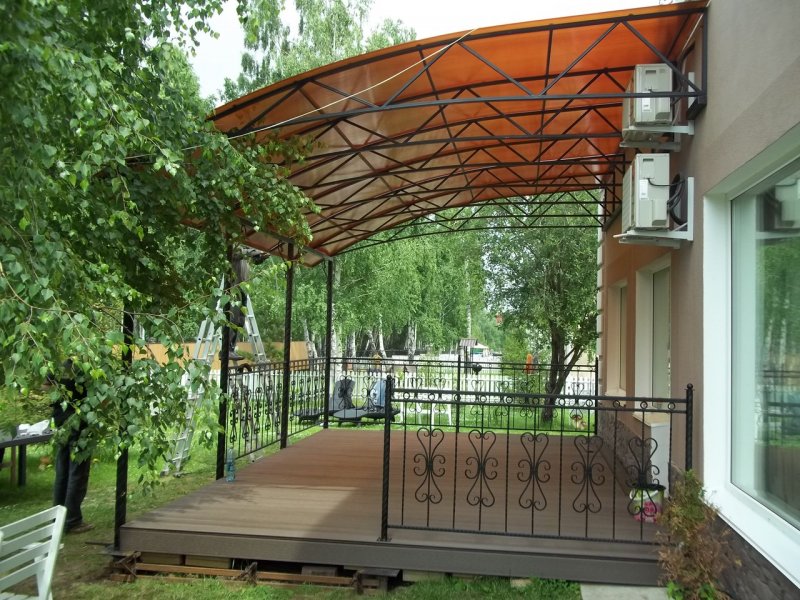 Козырек на террасу