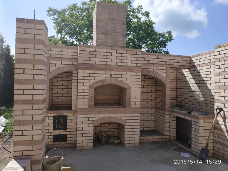Печной комплекс с казаном мангалом русской печью и мангалом