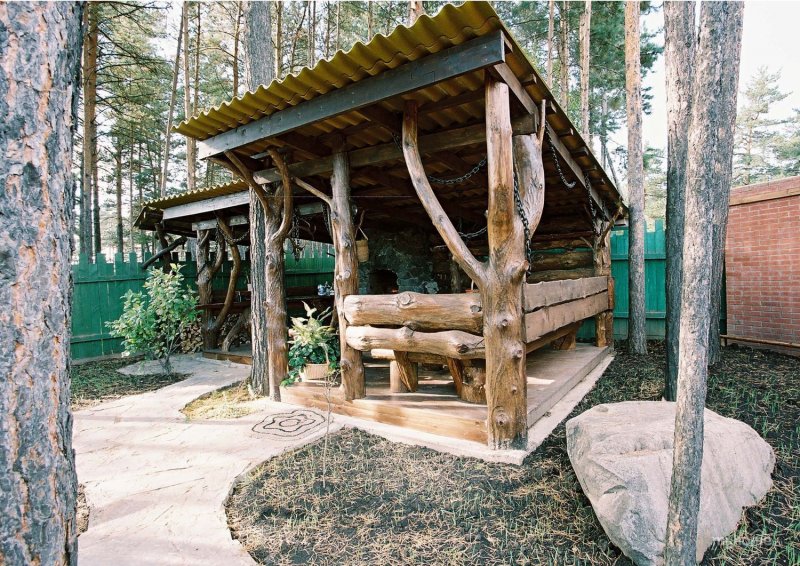 Деревенская беседка