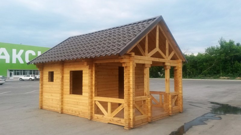 Баня из бруса с беседкой