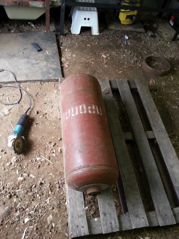 Мангал из газового баллона