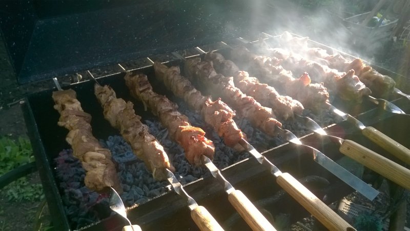 Мангал для шашлыка переносной