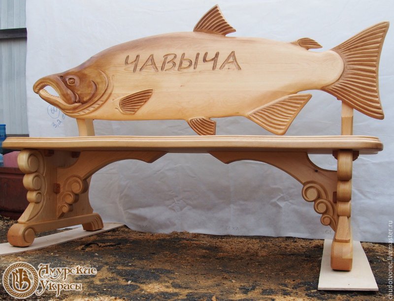 Необычные деревянные лавочки