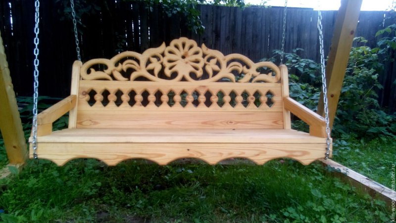Резные скамейки из дерева