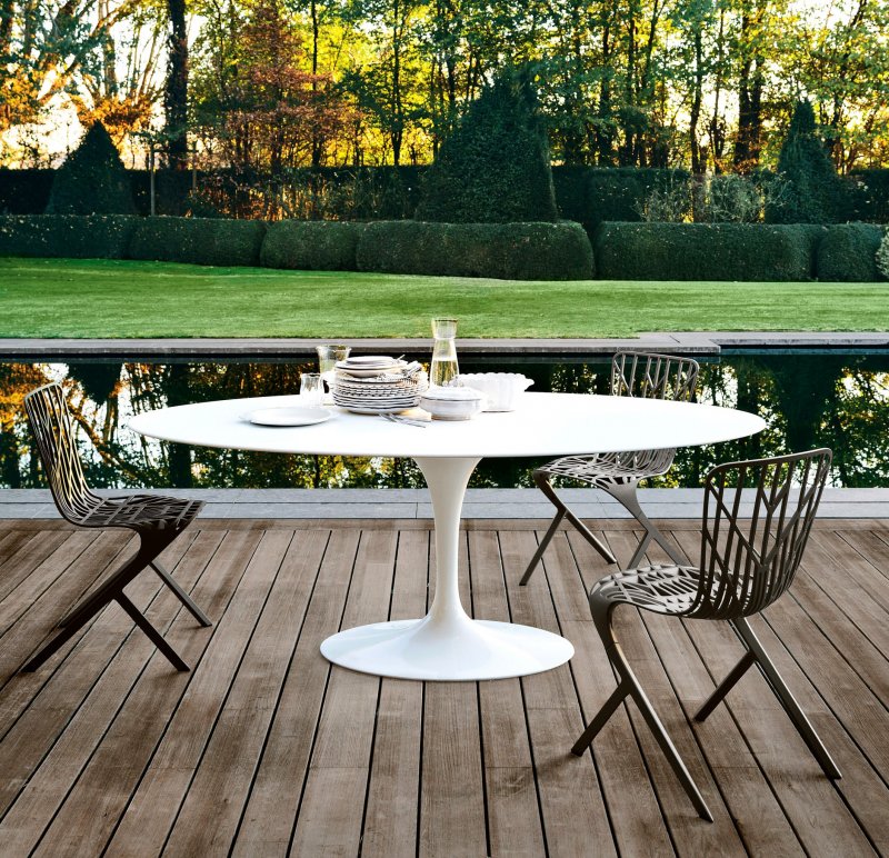 Стол Saarinen, Knoll
