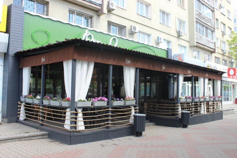 Кафе 27 Хабаровск Фрунзе 53 летняя веранда