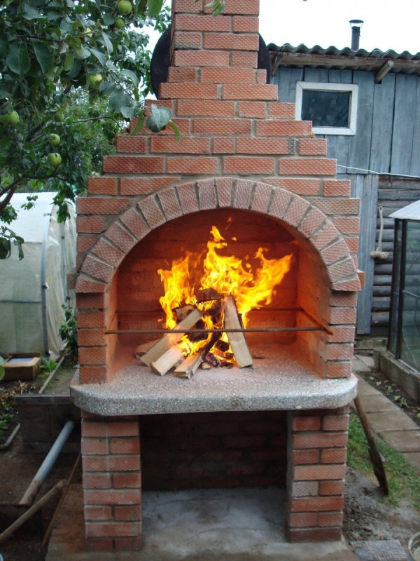 Уличный барбекю комплекс