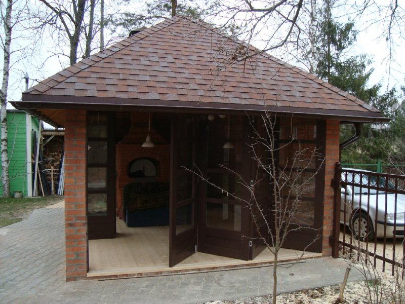 Уличная беседка кирпичная