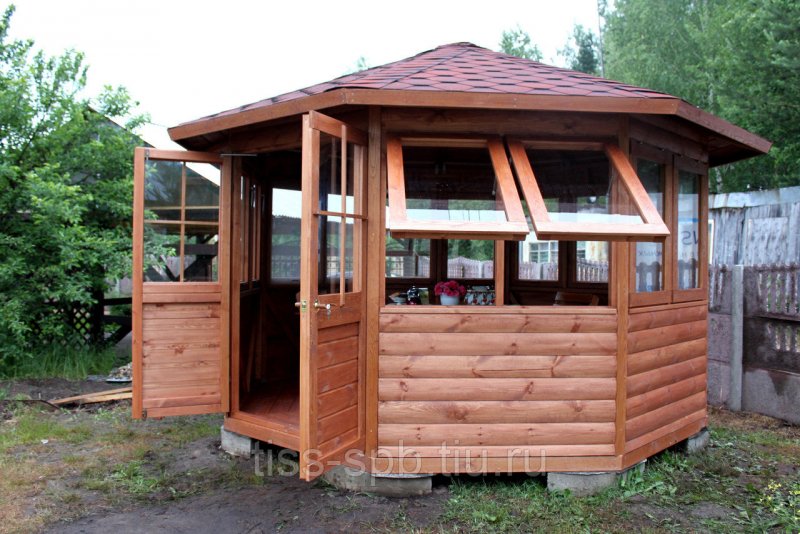 Беседки из дерева застекленные