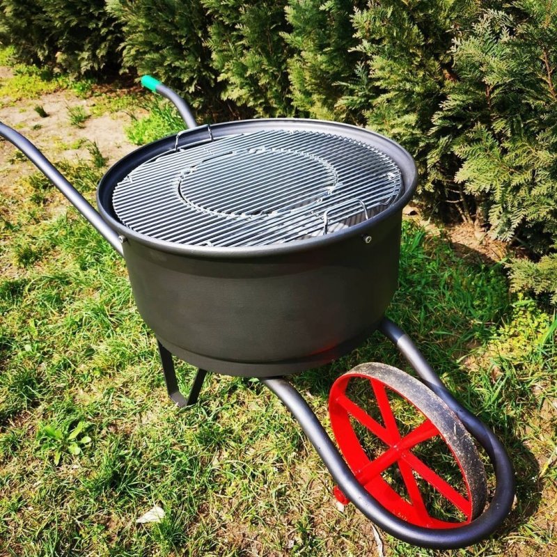 Из барабана стиральной машины