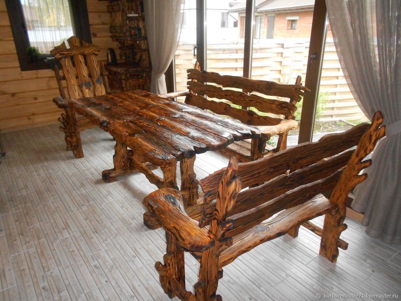 Кухня под старину из дерева
