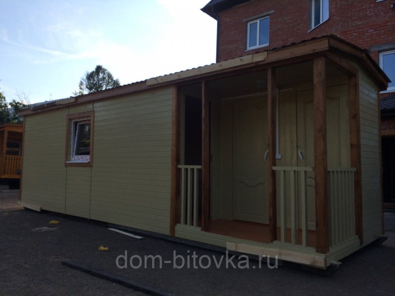 Бытовка с верандой и туалетом