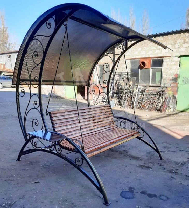 Качели из металла кованые