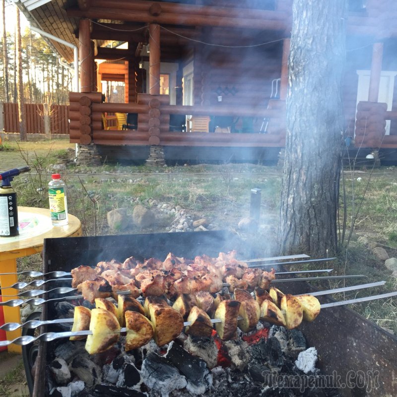 Шашлык осенью на природе