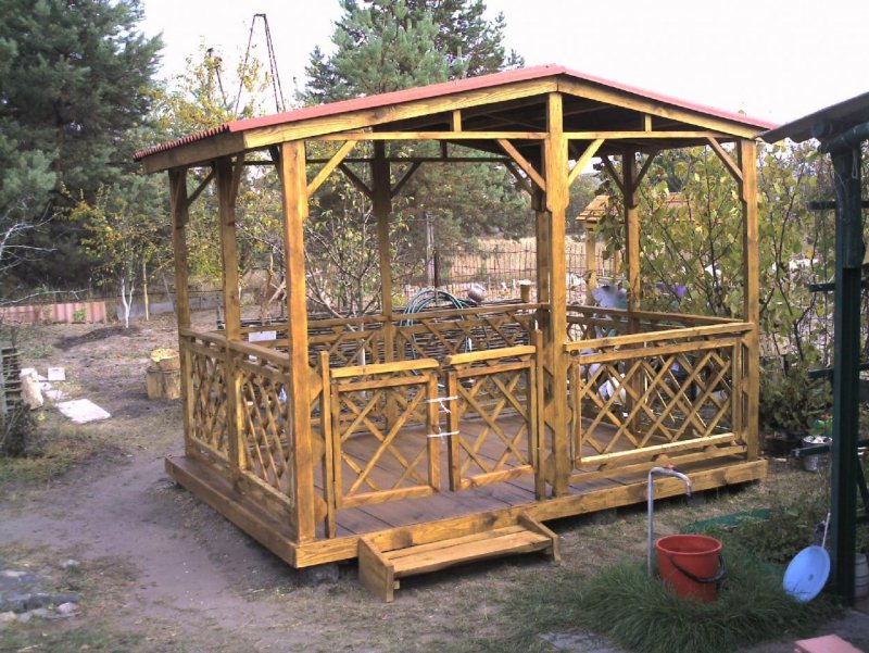 Крыша шестигранной беседки