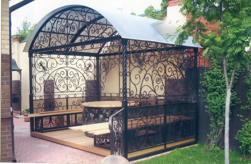 Красивые беседки из металла