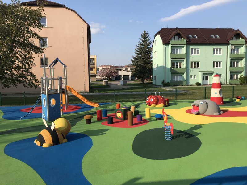 Резиновое покрытие для двора