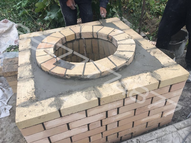 Мангал из кирпича с казаном и тандыром