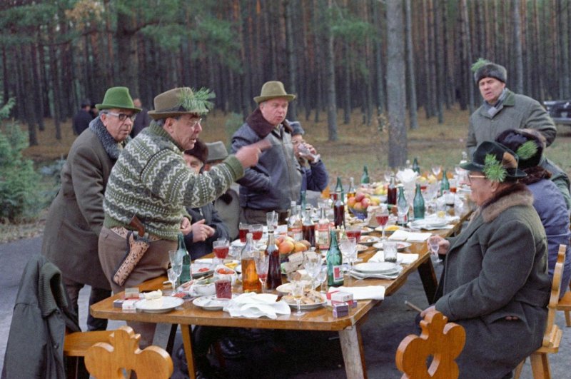 Застолье Леонид Брежнев