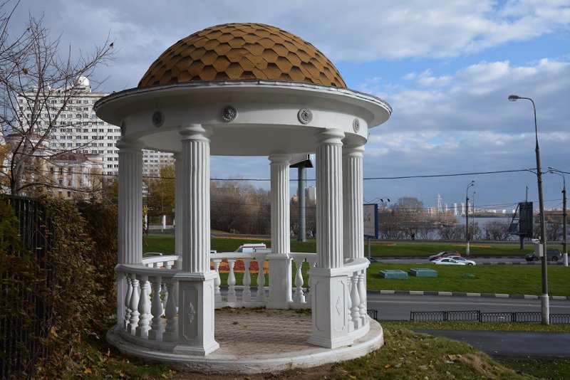 Ротонда АРХИКАМЕНЬ
