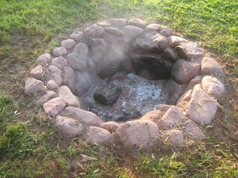 Кострище из гальки