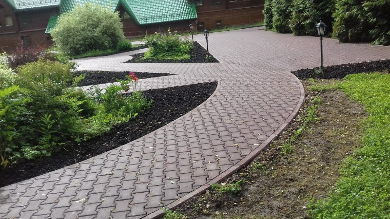 Благоустройство тротуарной плиткой