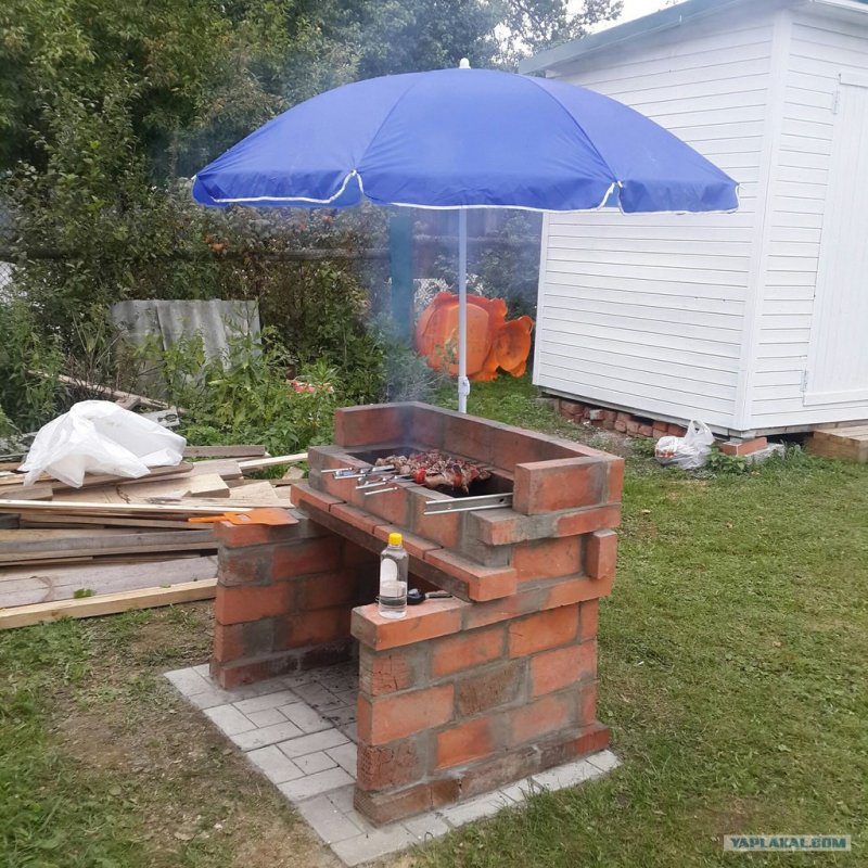 Барбекю для дачи из кирпича