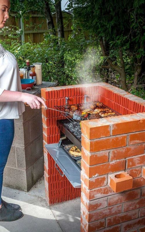 Шашлычная из кирпича