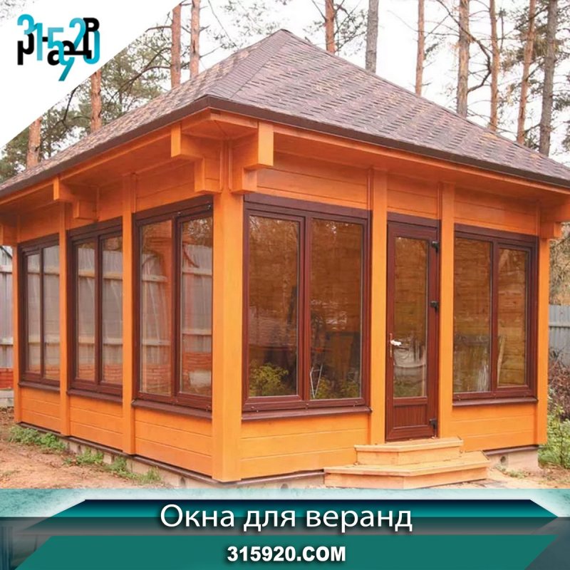 Беседка деревянная застекленная