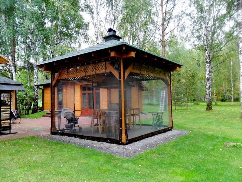 Мягкое остекление беседок